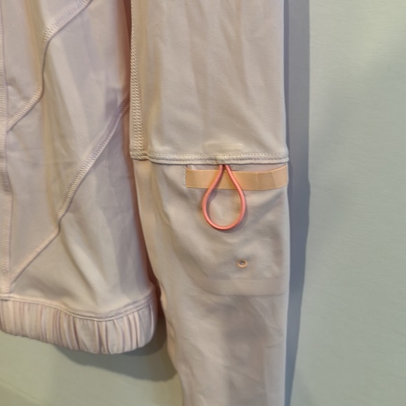 Lululemon Water Bound Hoodie - Picture 3 of 7